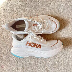 Barely worn Hokas!